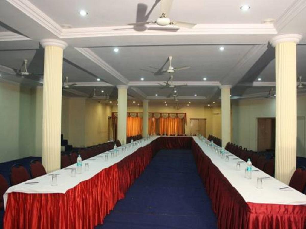 Hotel Palanpur Palace Mount Âbû Extérieur photo
