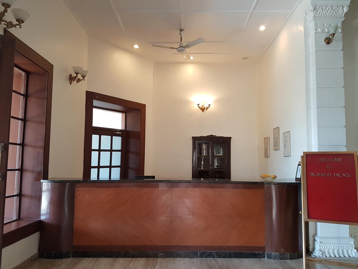 Hotel Palanpur Palace Mount Âbû Extérieur photo